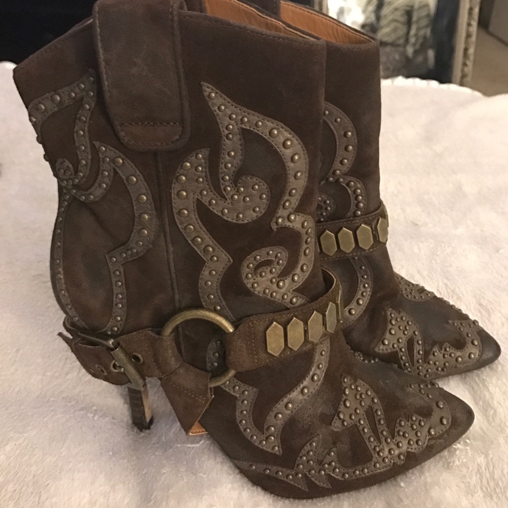 BROWN SUEDE STUDDED NINE WEST ANKLE BOOTS SIZE 7