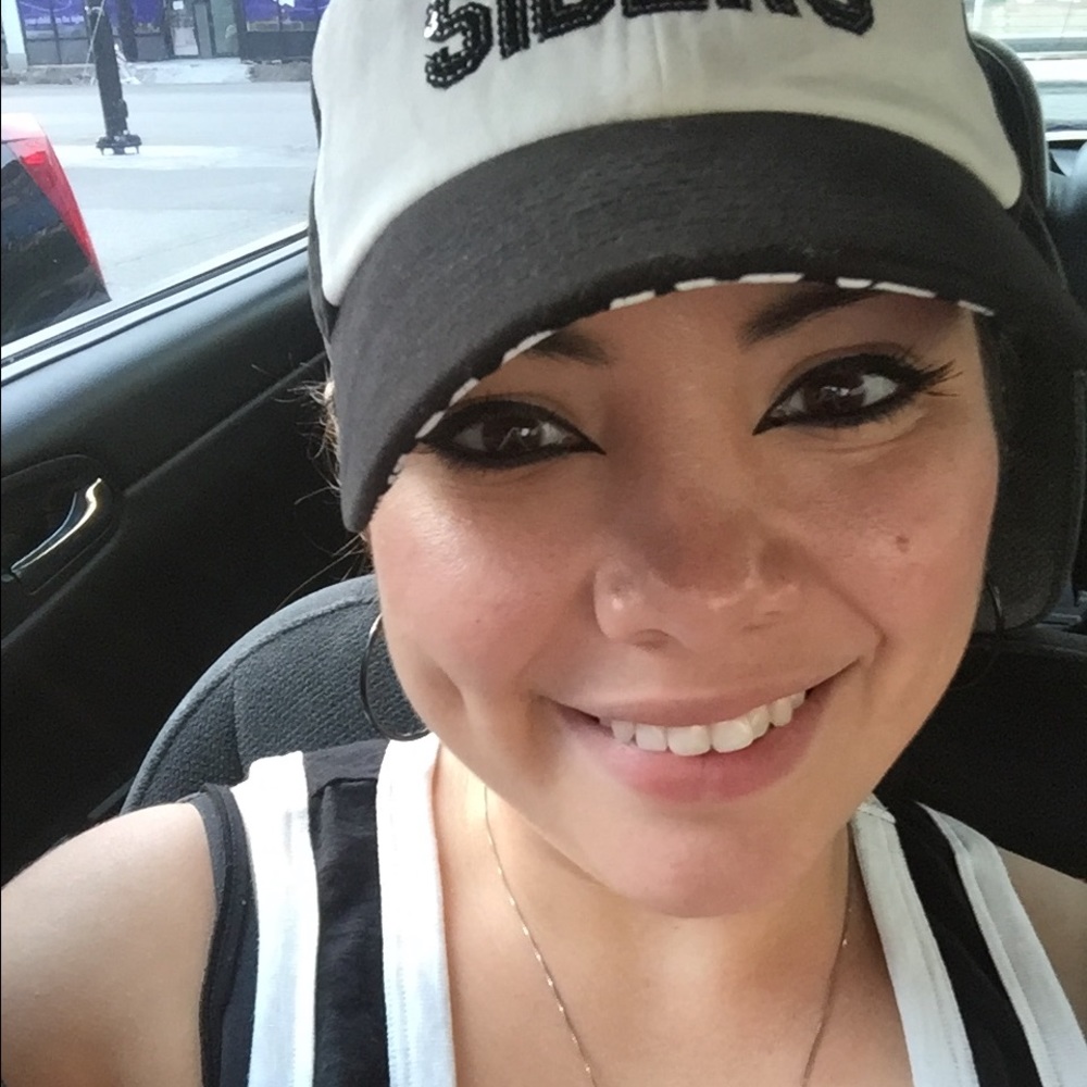 Meet your Posher, Noemi