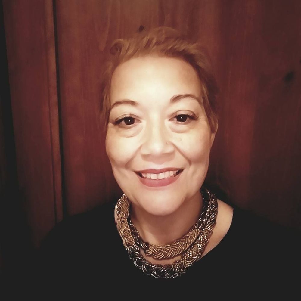 Meet your Posher, Gloria