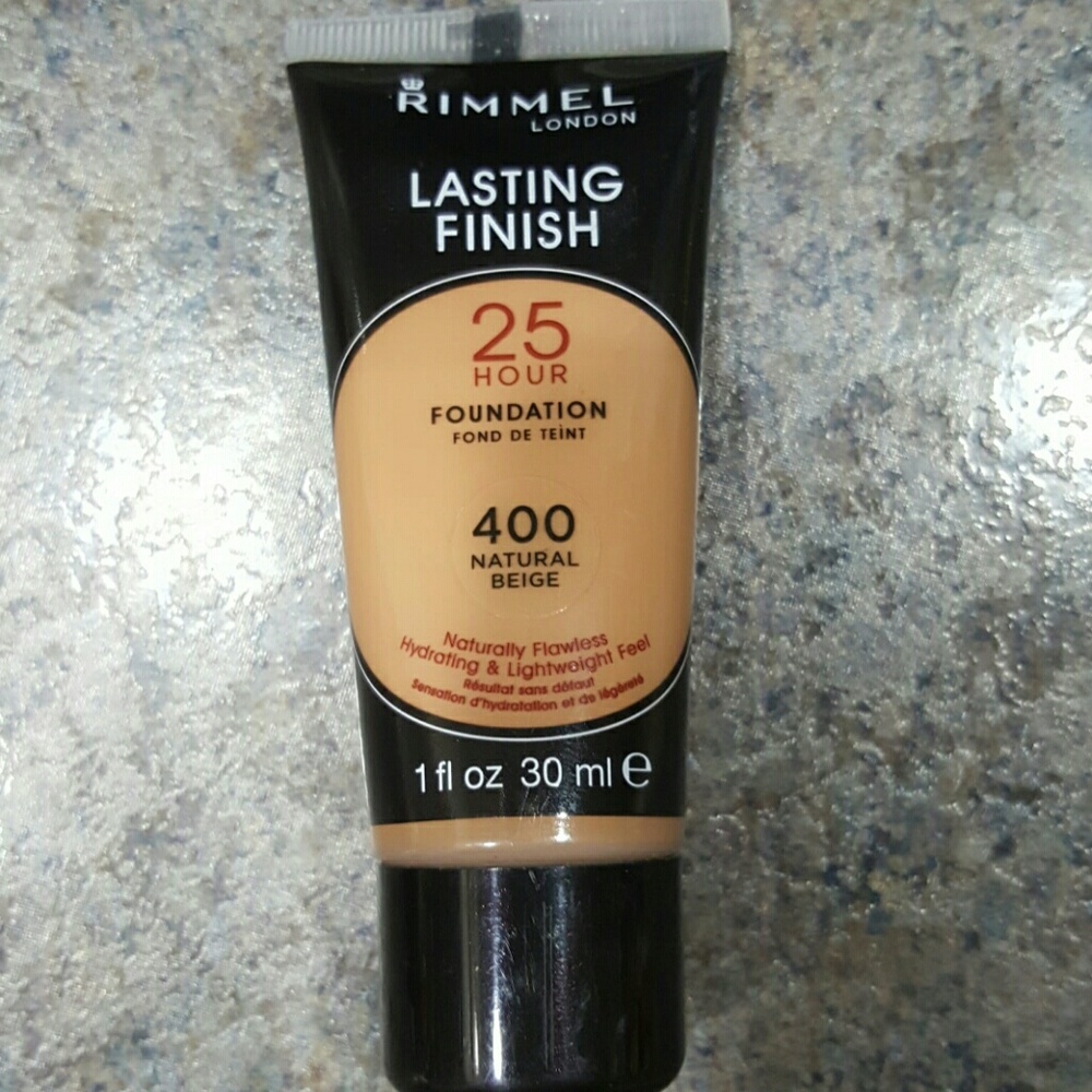 Rimmel London Natural Beige Foundation