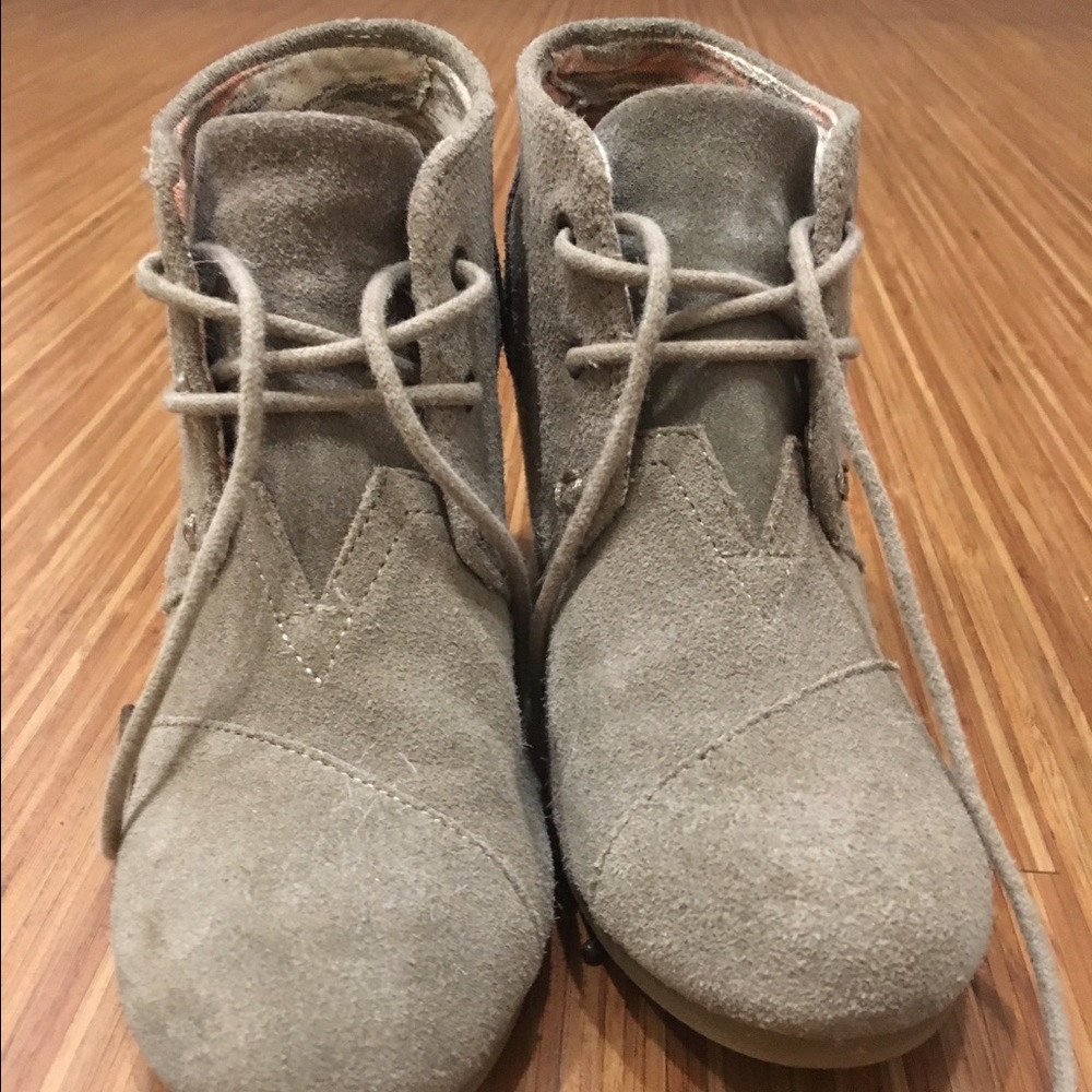 TOMS Taupe Suede Desert Wedges