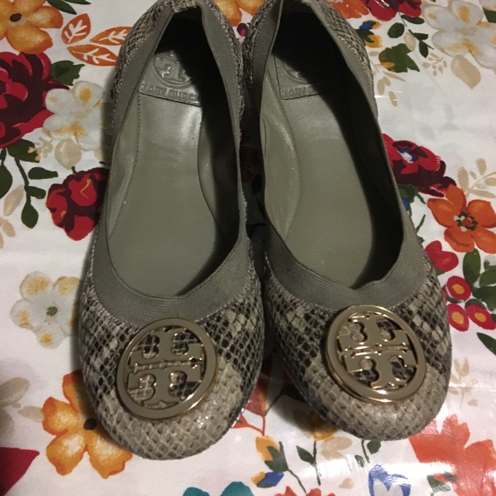 TORY BURCH "Caroline" 7.5 snake/ballet