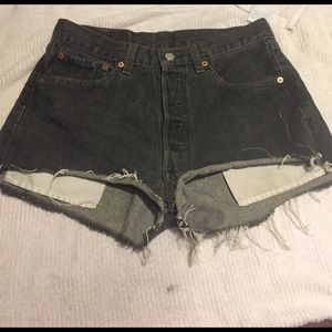 Levi high waisted shorts (grey)