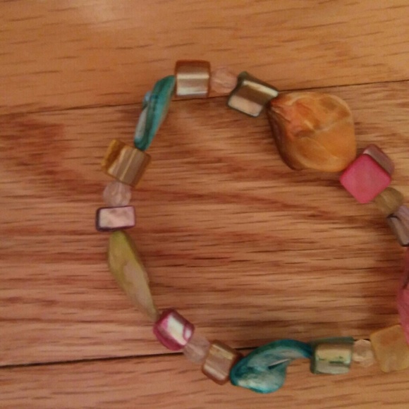 3 stretchy bracelets - Picture 2 of 4