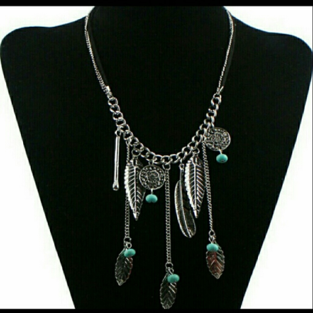NEW SILVER LEAF, TURQUOISE BEADS DANGLE NECKLACE