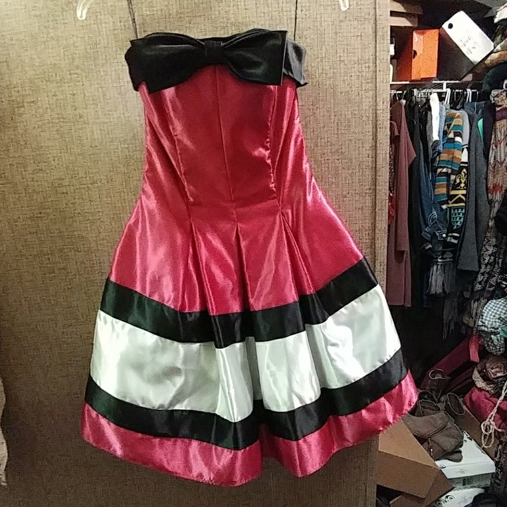 Jessica McClintock short prom/ cocktail dress