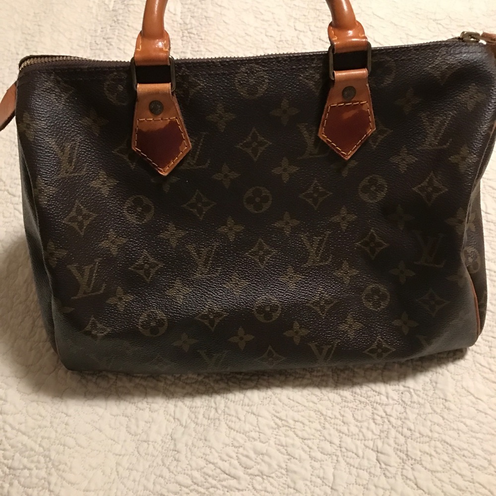 Louis Vuitton Speedy 30