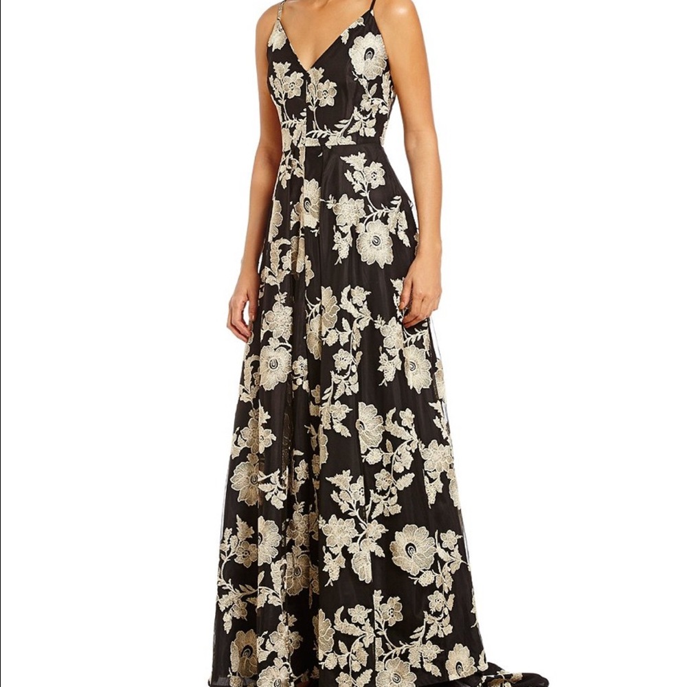 Great dress not miss out! Brand new