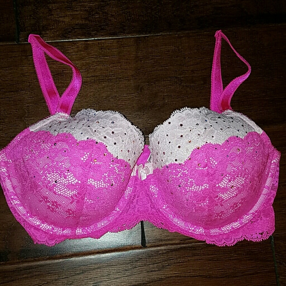 Victoria's Secret Dream angels bra & panty set - Picture 2 of 4