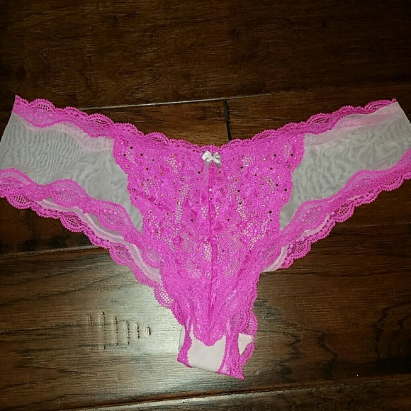 Victoria's Secret Dream angels bra & panty set - Picture 3 of 4