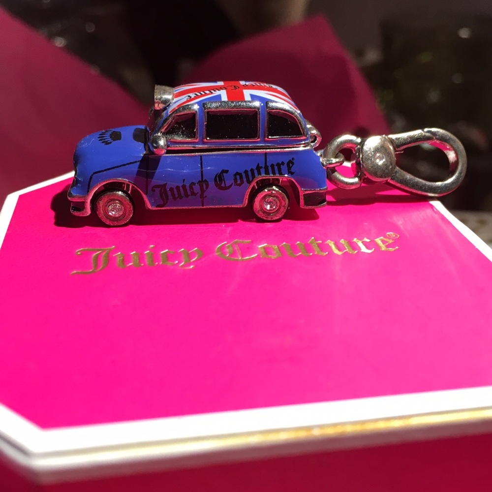 Juicy Couture English Taxi Charm