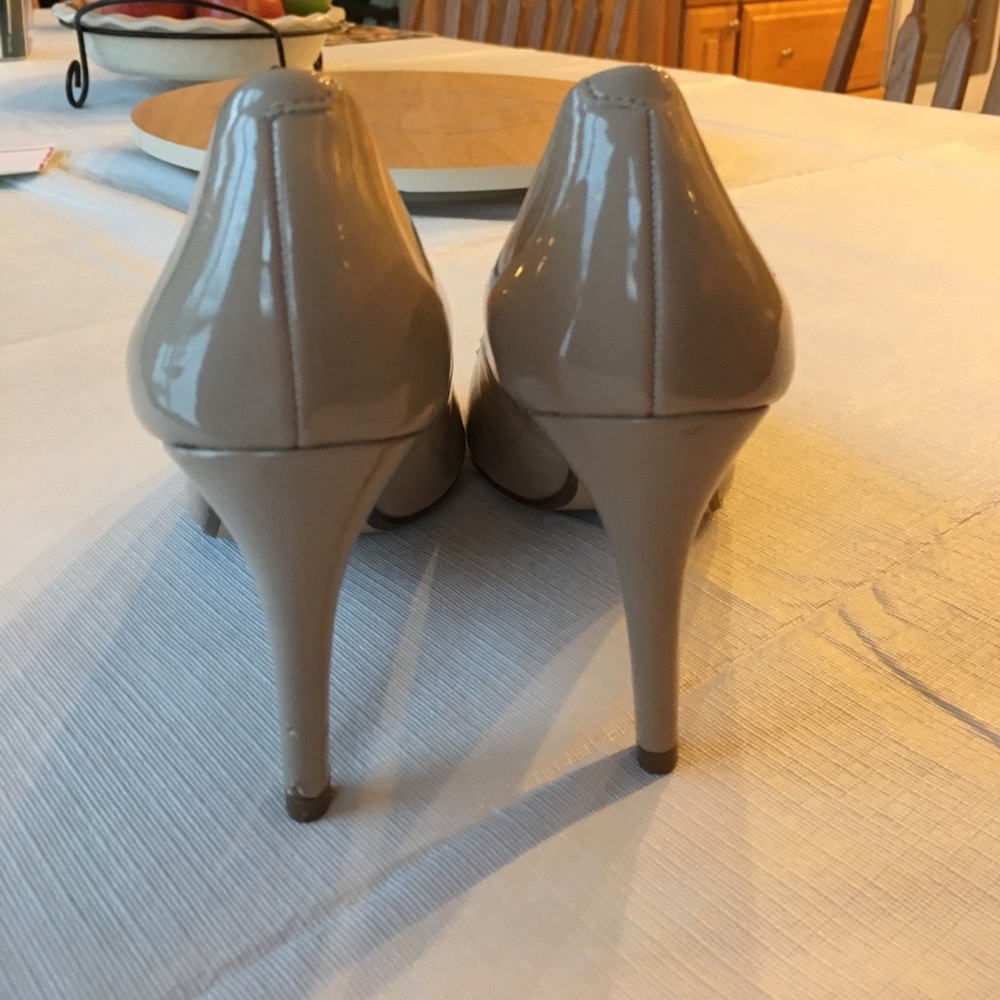 ALDO Heels size 7.5