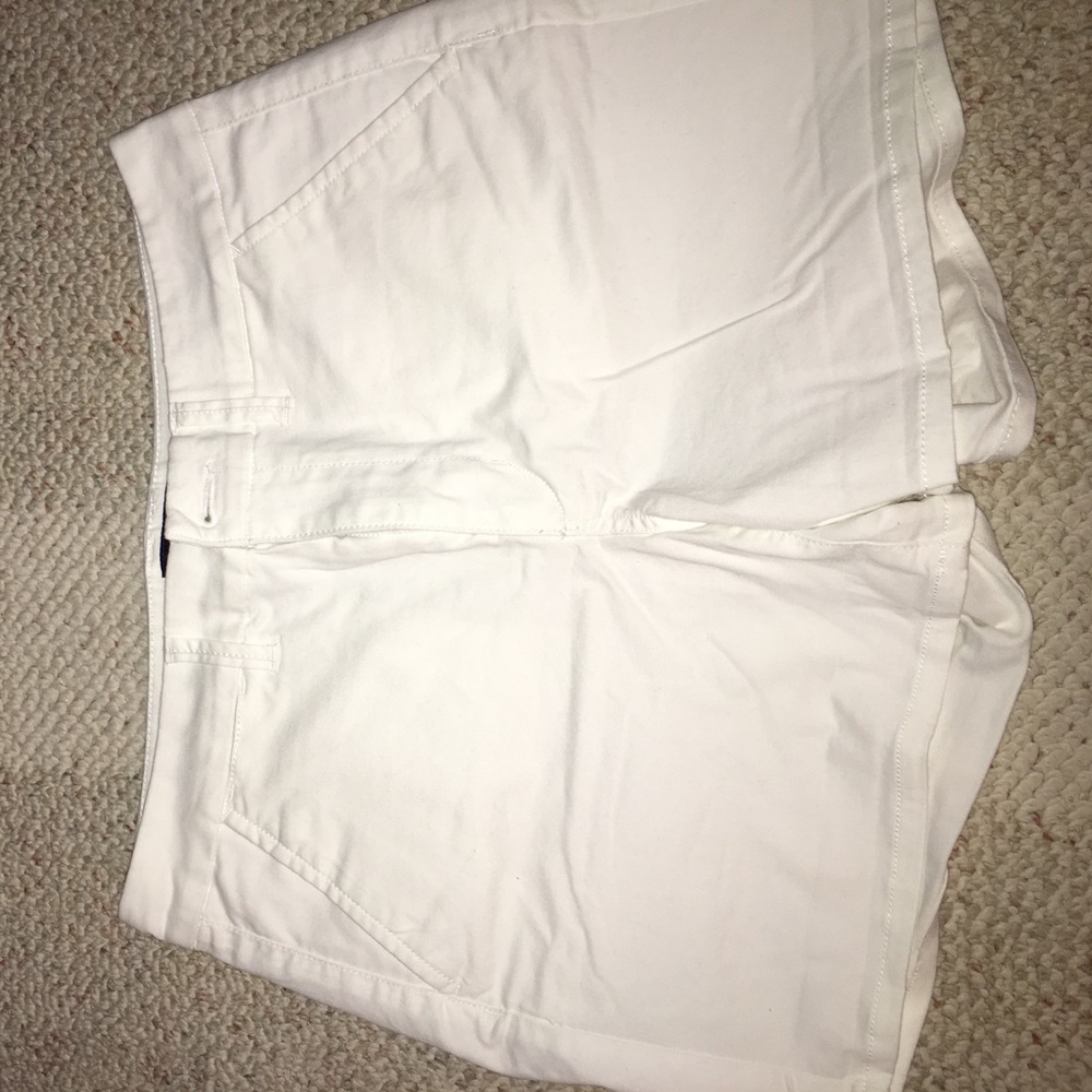 American Eagle Size 8 shorts (hi-rise)