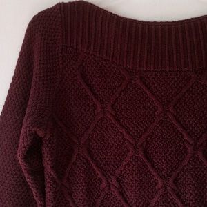Ann Taylor cable knit sweater ⛄️