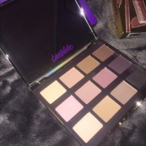 Tarte bundle!! Low price!