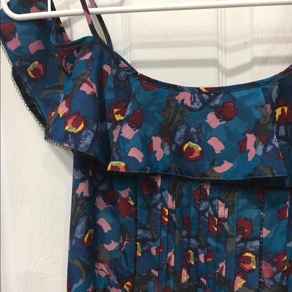 Adorable dress. Brand new without tags.