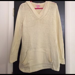 Large lose knit  lily sweater