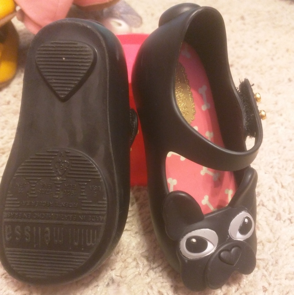 Mini Melissa - Picture 2 of 2