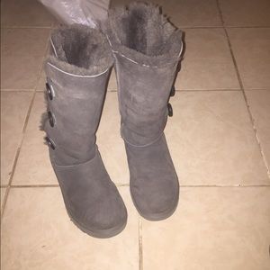 Tall grey Bailey Button Uggs