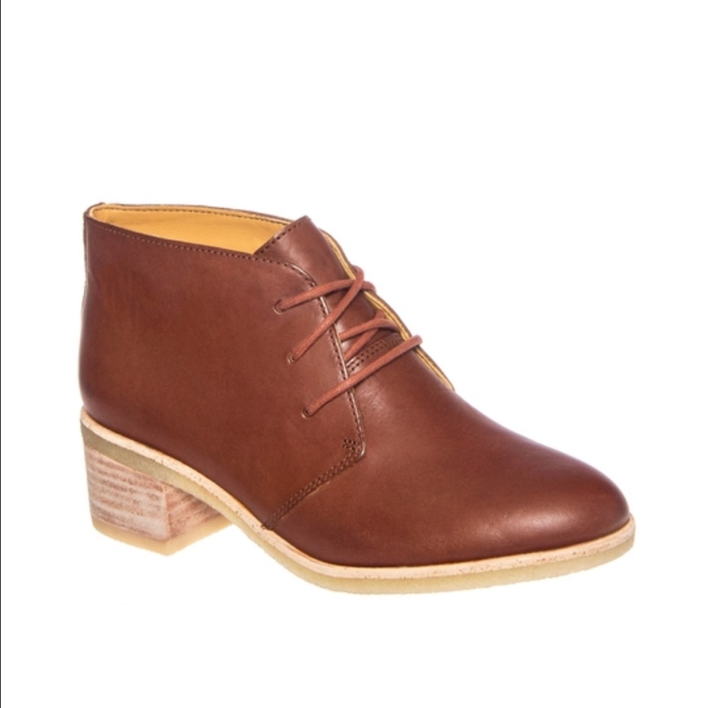 Clark's Phenia Carnaby Bootie