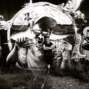 Meet your Posher, Lawrence