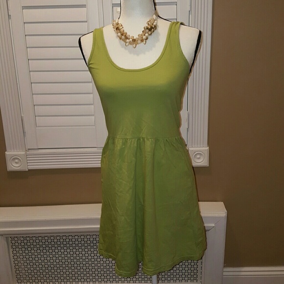 ELUX NOUVEAU LIME GREEN COTTON DRESS MEDIUM - Picture 1 of 3