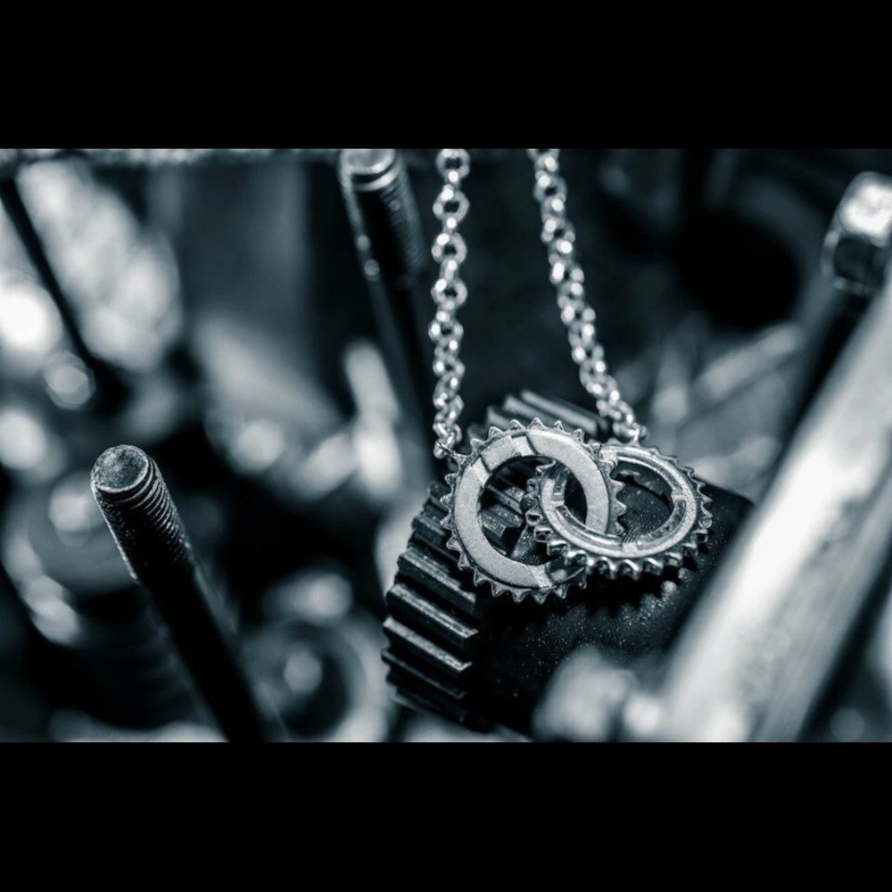 Sterling silver interlocking gear necklace
