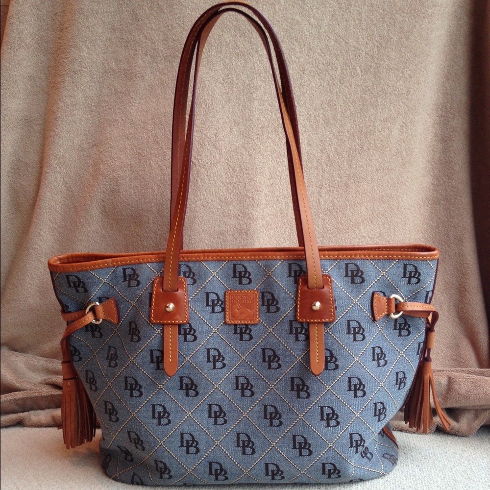 🎉HP 2/11🎉😍$Price Drop$😍D & B Tote