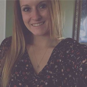 Meet your Posher, Cassie