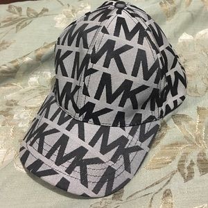 Mk hat