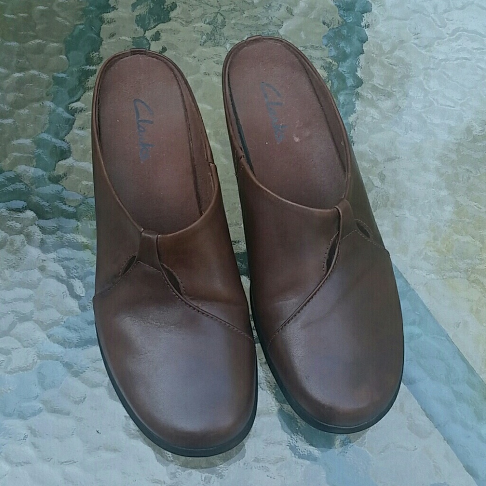 Clarks Brown Leather Clogs
