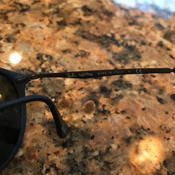 Ray Ban round sunglasses - Picture 3 of 4