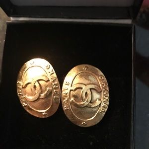 Chanel clip on earrings