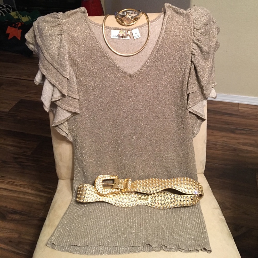 Subtle golden top.