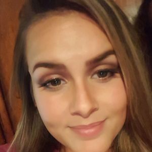 Meet your Posher, Angelica