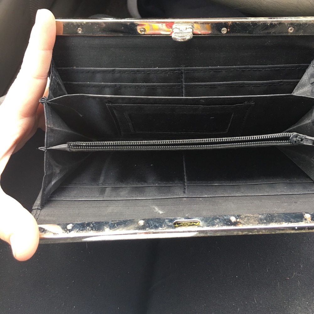 Wallet - Picture 3 of 4