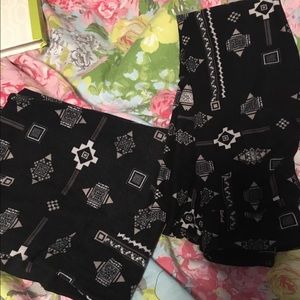 EUC OS & SM mommy and me lularoe leggings set