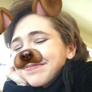 Meet your Posher, Caity