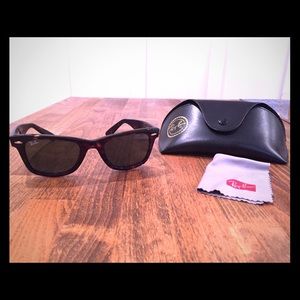 Ray-Ban Wayfarer sunglasses