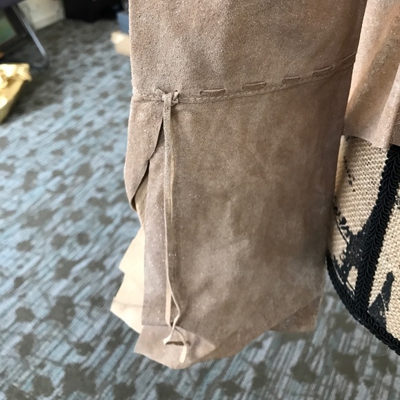 Gorgeous leather jacket with metallic finish NWOT - Picture 4 of 4