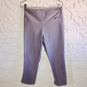 Nike Dri-Fit Legend Crop 2.0