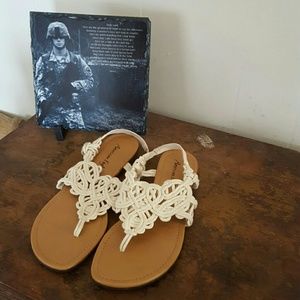 AE Thong Sandals