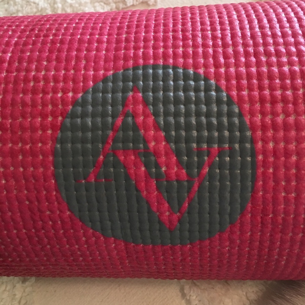 AV yoga mat