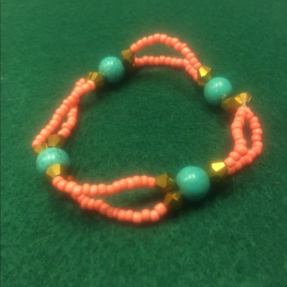 Double strand stretch bracelet