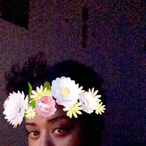 Meet your Posher, Omaira nena