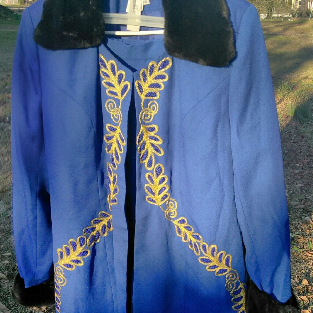 Vibrant Blue Champagne Italy Suit W/Gold Trimmings