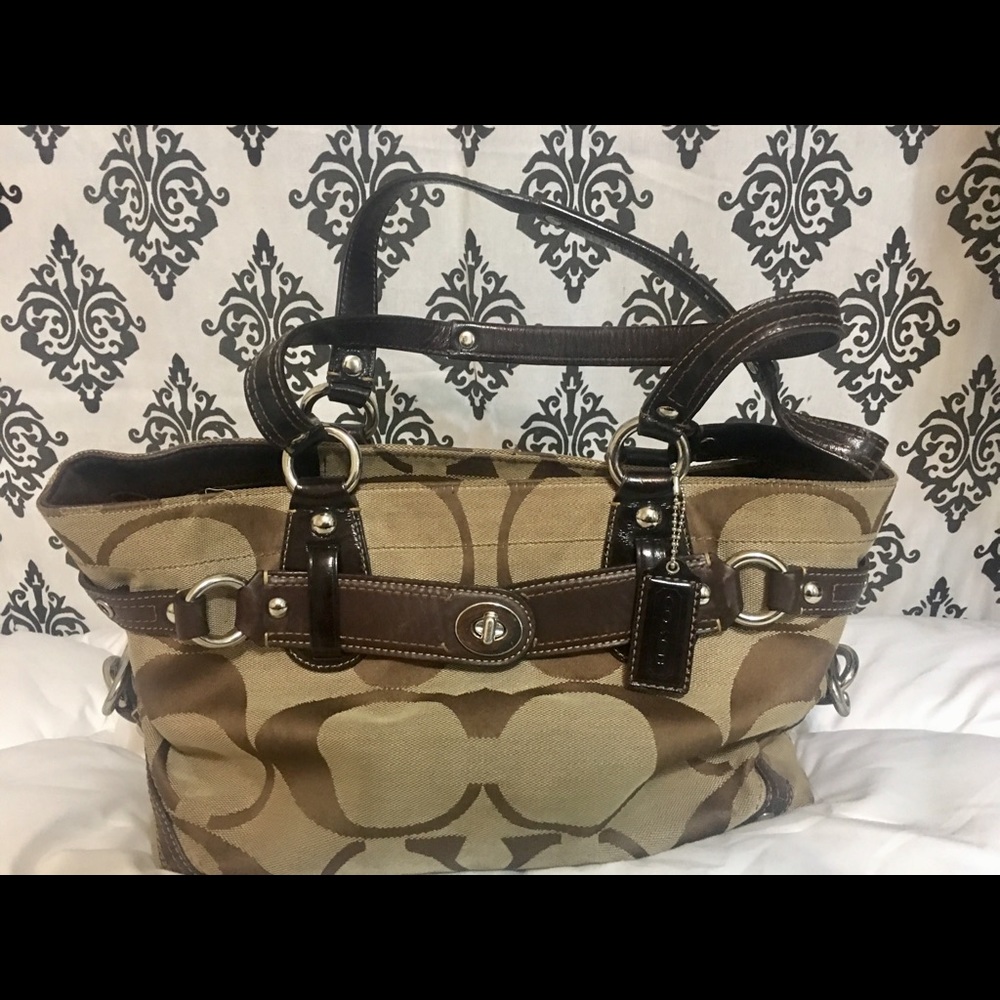 ❌❌FINAL SALE❌❌  Authentic Coach Bag