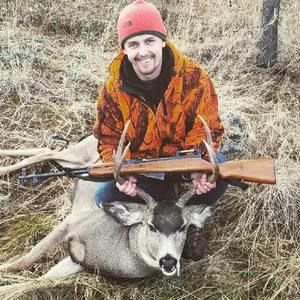 Meet your Posher, Max