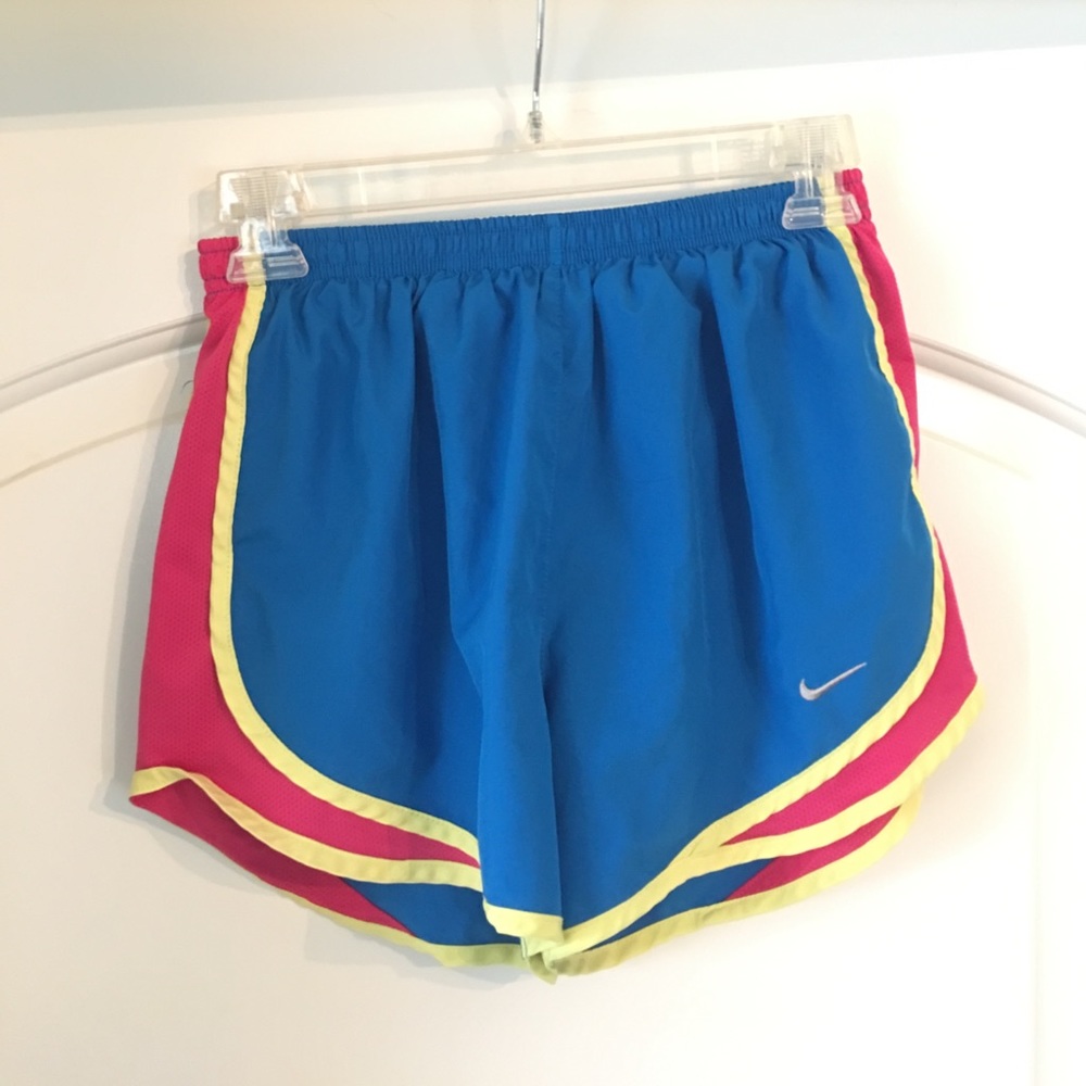 NIKE Dri Fit Shorts size Small