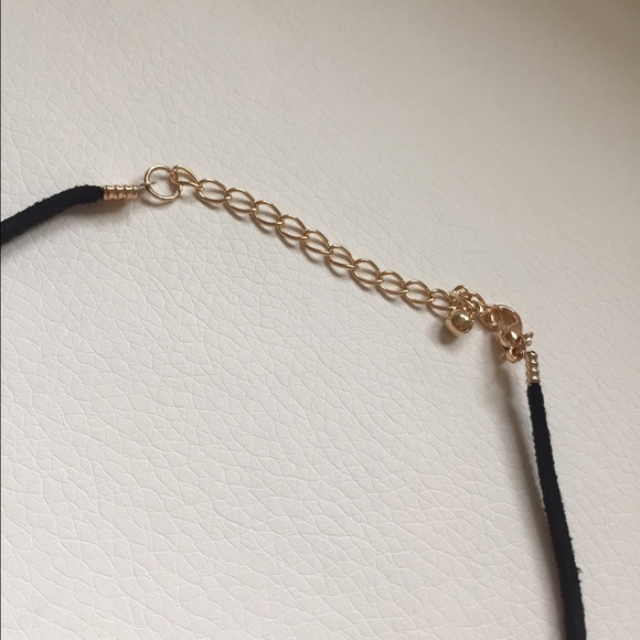 Antique Gold Choker with Moon - Picture 3 of 4